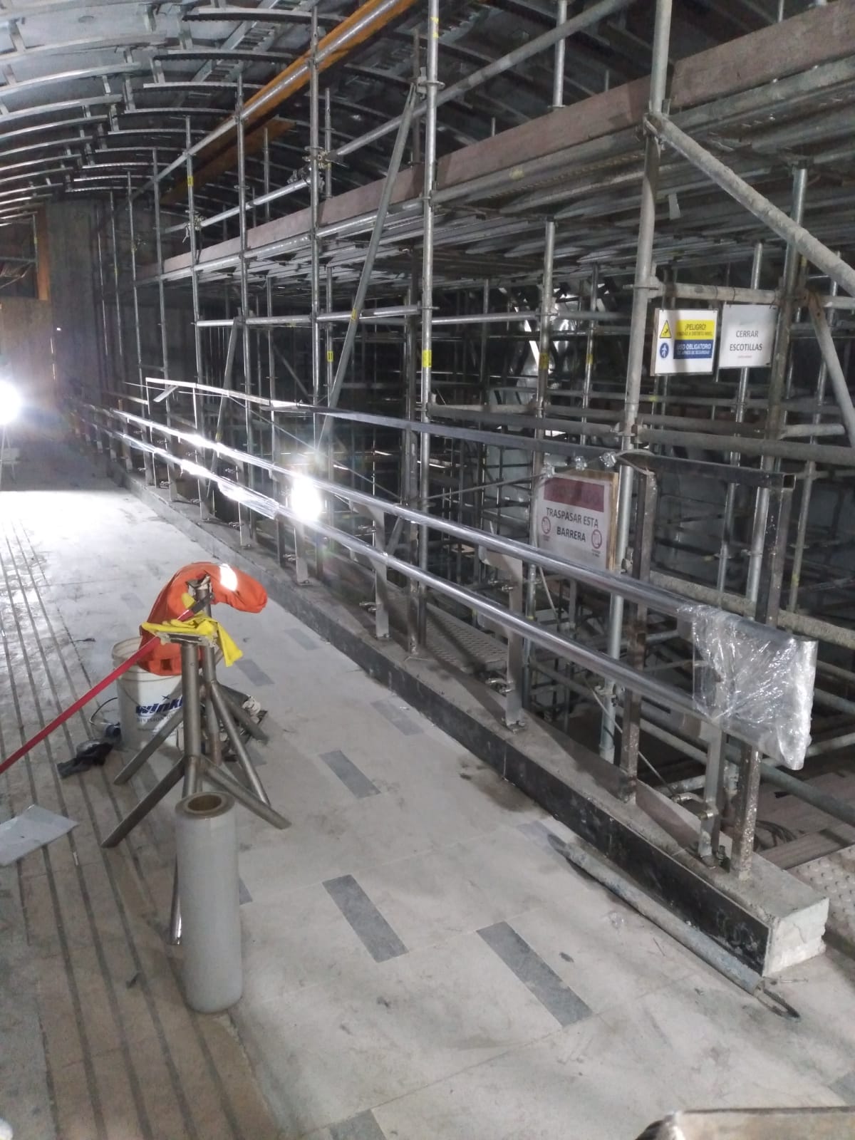 Montaje de estructuras metálicas estructurales para obras civiles por Master-Metal